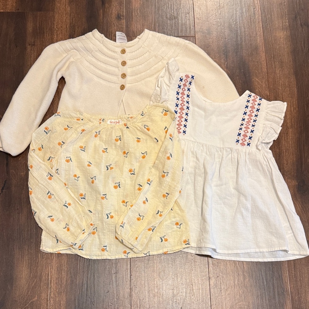 **Bundle** 1 Sweater and Two Tops Size 4T Cat & Jack Wonder Nation Art Class